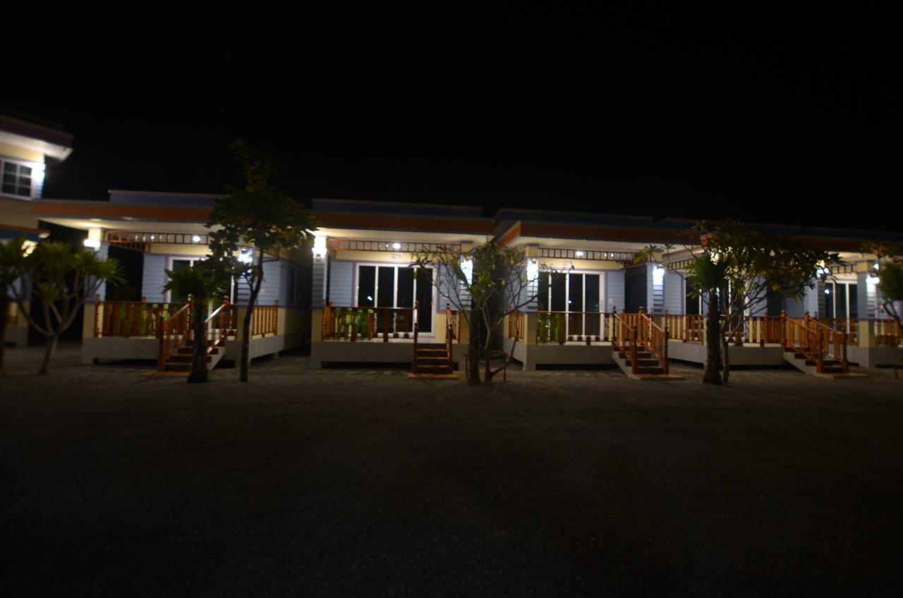 Sansook Chaolao Hotel Chao Lao Beach Exterior photo